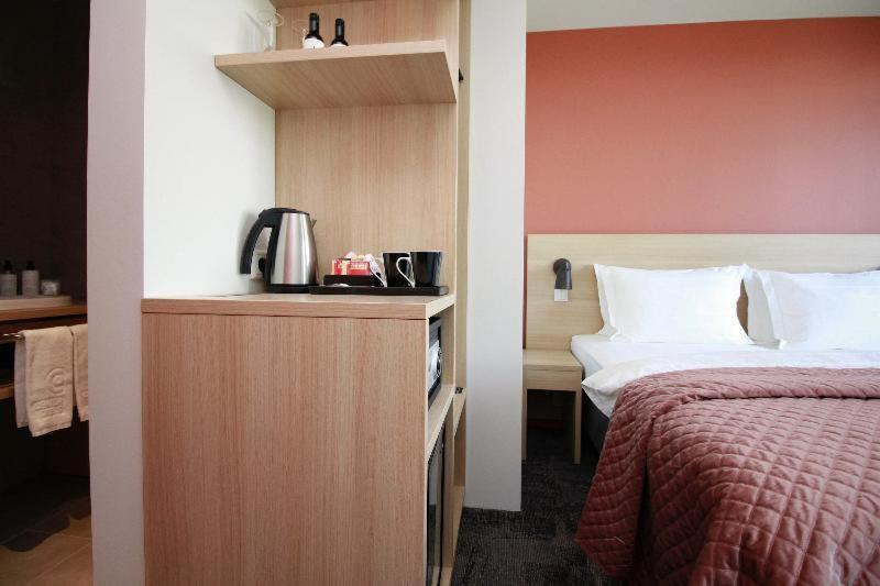 Center Hotels Laugavegur Reykjavik Room photo